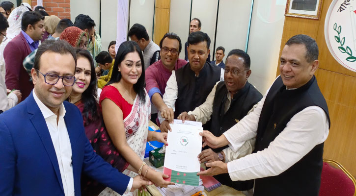 ৪৮ সংরক্ষিত আসনের জন্য আ. লীগের মনোনয়ন কিনলেন ১৫৪৯ জন ৪৮ সংরক্ষিত আসনের জন্য আ. লীগের মনোনয়ন কিনলেন ১৫৪৯ জন