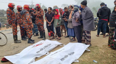 ইট বোঝাই ট্রাকের সঙ্গে মুখোমুখি সংঘর্ষে দুই মোটরসাইকেল আরোহী নিহত