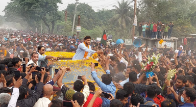 গাড়িবহর নিয়ে শোডাউন: সাকিবকে ইসির তলব