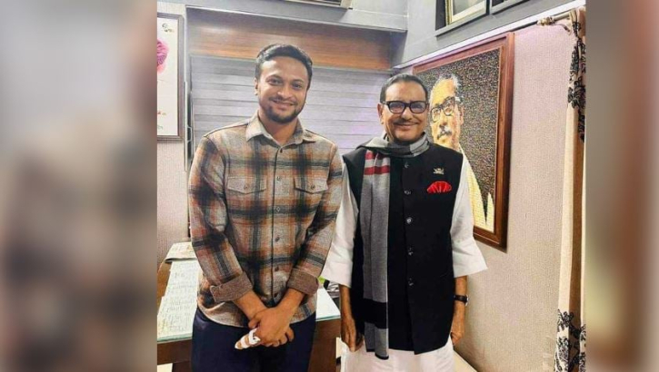 সাকিব আল হাসান এখন থেকে রাজনীতি করবেন: ওবায়দুল কাদের সাকিব আল হাসান এখন থেকে রাজনীতি করবেন: ওবায়দুল কাদের