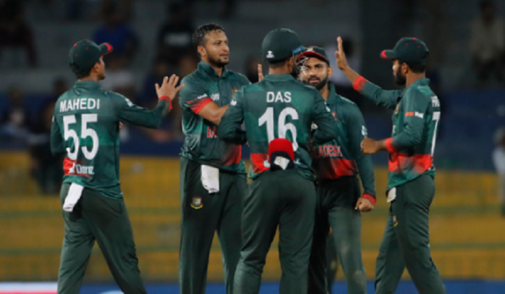 বিশ্বকাপে ৭ ম্যাচ হেরেও দুই কোটি টাকা পাচ্ছে সাকিবরা বিশ্বকাপে ৭ ম্যাচ হেরেও দুই কোটি টাকা পাচ্ছে সাকিবরা