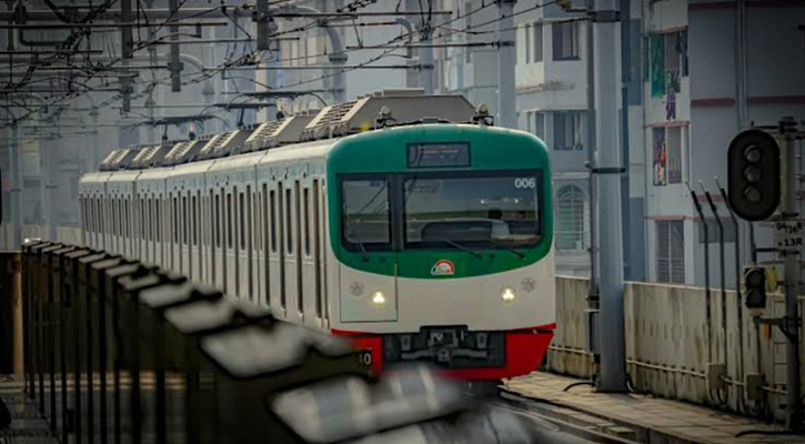 মেট্রো রেলে ঝাঁকুনি, কারওয়ান বাজার-আগারগাঁও চলাচল বন্ধ মেট্রো রেলে ঝাঁকুনি, কারওয়ান বাজার-আগারগাঁও চলাচল বন্ধ