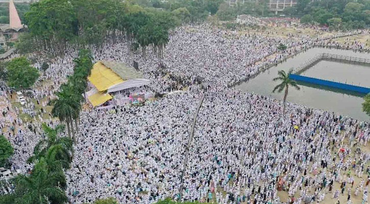 মহাসমাবেশ থেকে নতুন দুই কর্মসূচির ঘোষণা হেফাজতের মহাসমাবেশ থেকে নতুন দুই কর্মসূচির ঘোষণা হেফাজতের