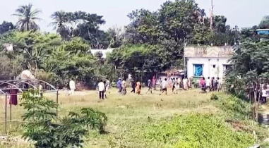 ব্রাহ্মণবাড়িয়ায় মায়ের লাশ দেখতে না দেওয়ায় ৬ ছেলের বিরোধ, সংঘর্ষে নিহত ১ ব্রাহ্মণবাড়িয়ায় মায়ের লাশ দেখতে না দেওয়ায় ৬ ছেলের বিরোধ, সংঘর্ষে নিহত ১