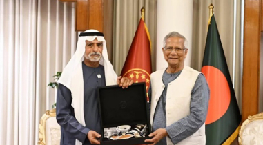 ভিসা চালু করায় আরব আমিরাতকে প্রধান উপদেষ্টার ধন্যবাদ