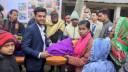 প্রবাসীর উদ্যোগে অসহায় মানুষের মাঝে কম্বল বিতরণ