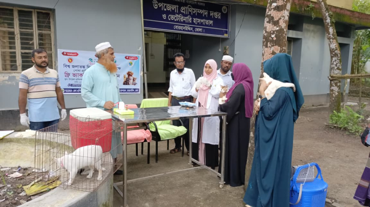 ভোলার সকল উপজেলায় বিনামূল্যে ভ্যাকসিনেশন কর্মসূচি ভোলার সকল উপজেলায় বিনামূল্যে ভ্যাকসিনেশন কর্মসূচি