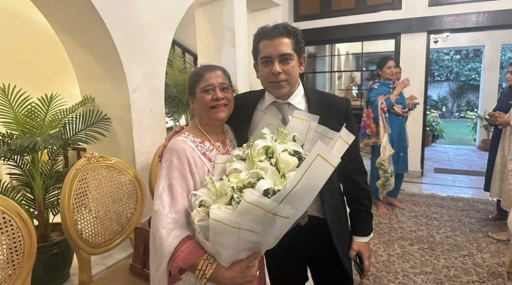 মায়ের স্বপ্ন, বাবার আদর্শের পথে পার্থর নতুন অধ্যায়